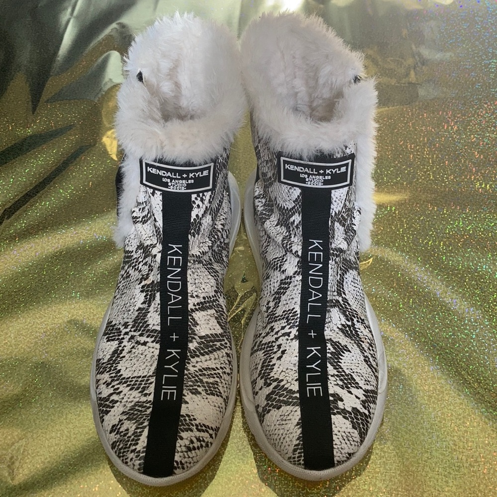 Kendall & Kylie Furry Winter Boots
